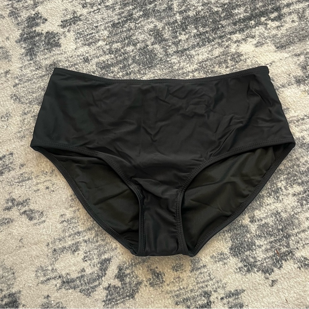Amazon Women’s Black Bikini Bottom Medium